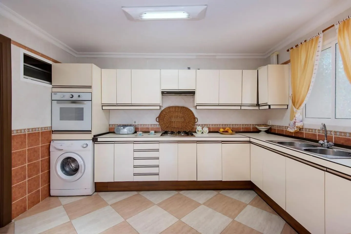Villa Peralta, Heated And Private Pool ,Near Beach And Golf ! Alhaurin de la Torre