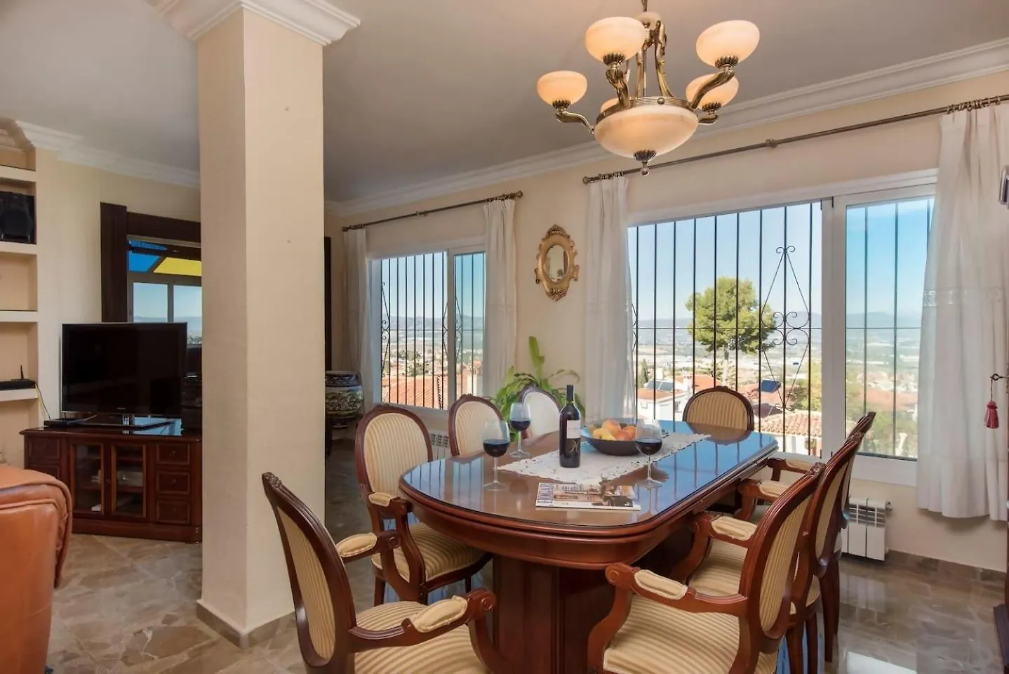 Villa Peralta, Heated And Private Pool ,Near Beach And Golf ! Alhaurin de la Torre Spain