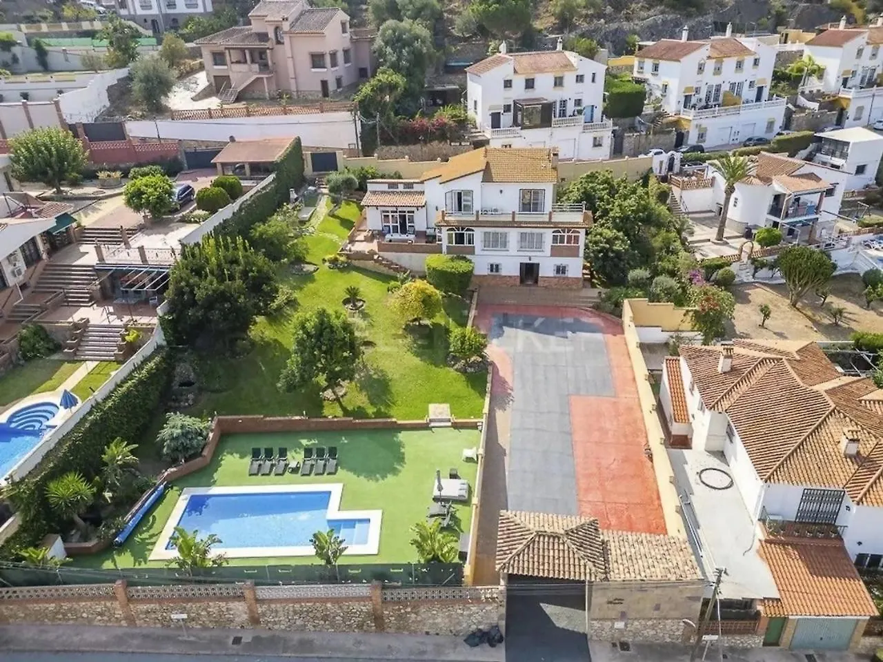 Villa Peralta, Heated And Private Pool ,Near Beach And Golf ! Alhaurín de la Torre