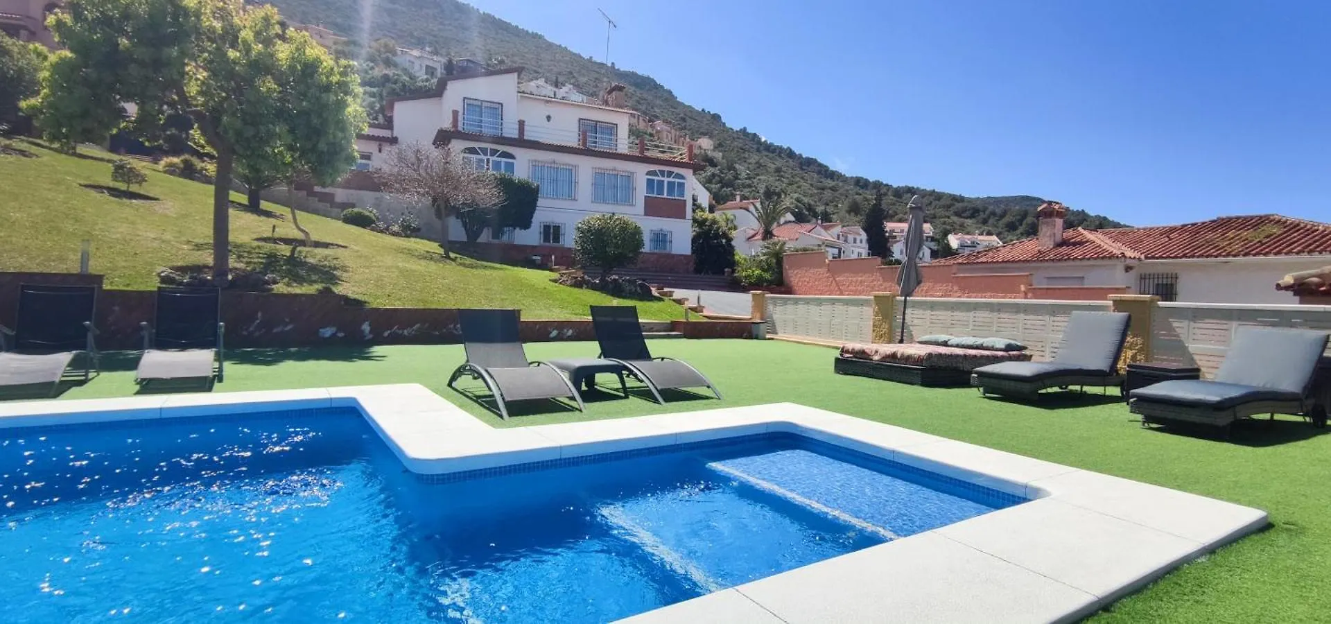 Villa Peralta, Heated And Private Pool ,Near Beach And Golf ! Alhaurín de la Torre